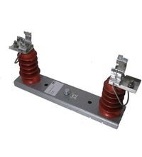 Soclu sigurante fuzibile de medie tensiune ETI, 292mm, montaj in interior cu microcomutator, 12kV