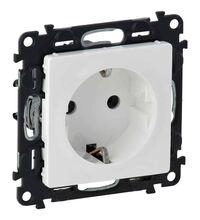 Mecanism priza 2P+E Legrand, incastrat, alb, Valena Life, 753124