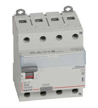 Siguranta automata (disjunctor) cu protectie diferentiala trifazica Legrand, 25A, 300mA, RCCB, tip AC, 6kA, DX3, 411722
