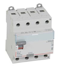 Siguranta automata (disjunctor) cu protectie diferentiala trifazica Legrand, 80A, 300mA, RCCB, tip AC, 6kA, DX3, 411725